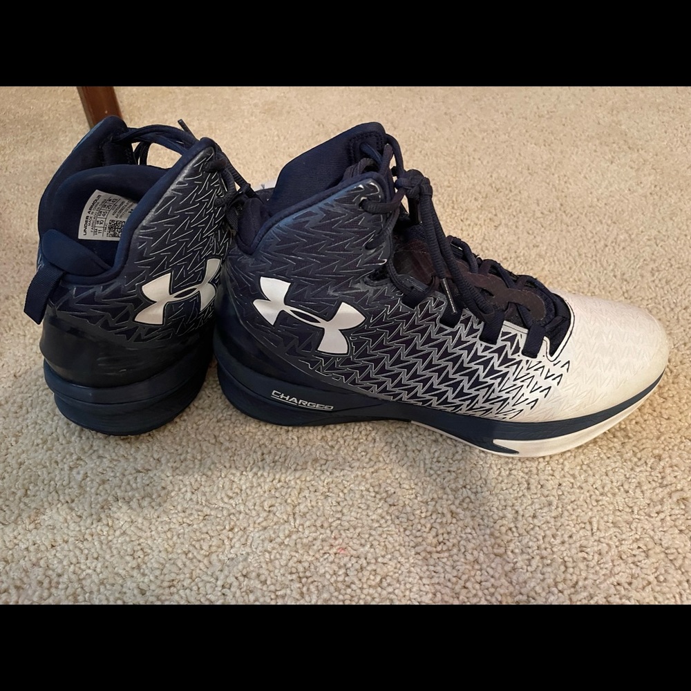 Under Armour Basketball shoes